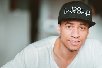 Man Wearing Black Cap
