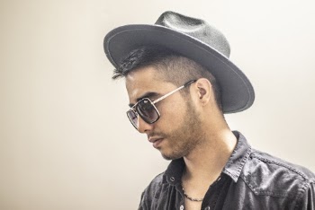 Man Wearing Black Hat