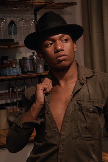 Man Wearing Black Hat