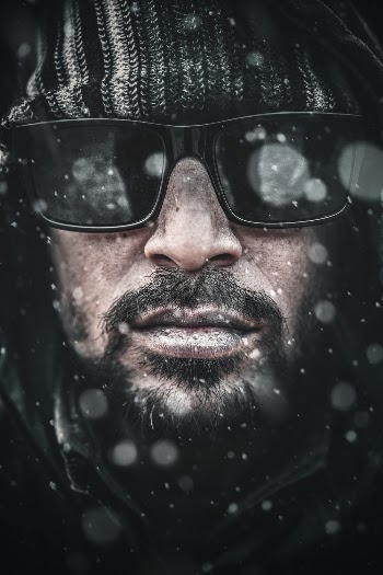 Man Wearing Black Sunglasses