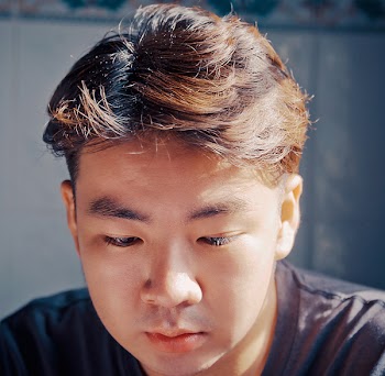 Man Wearing Black Top