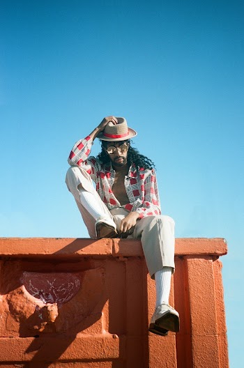 Man Wearing Brown Hat