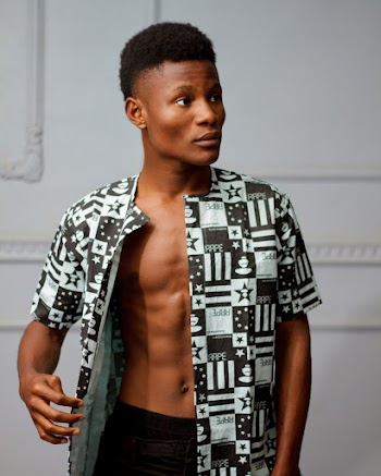 Man Wearing Button-up Shirt