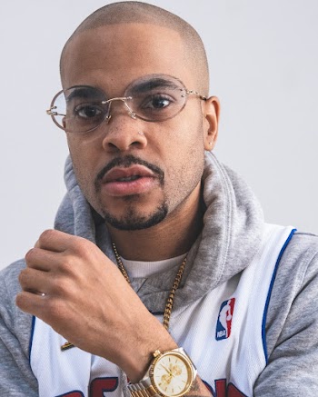 Man Wearing Gray Jacket