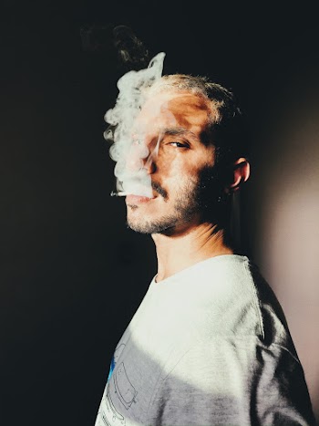 Man Wearing Gray Shirt