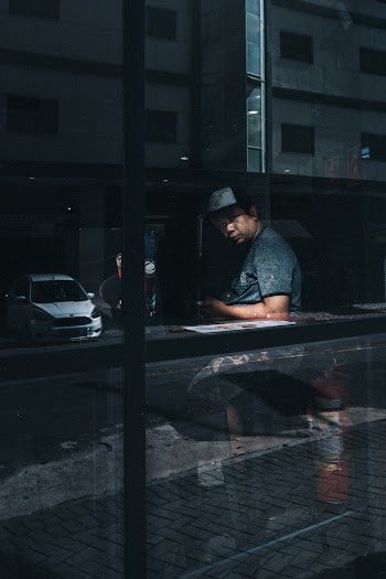Man Wearing Gray T-shirt
