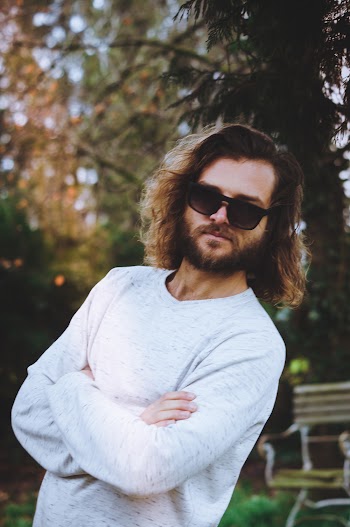 Man Wearing Sunglasses