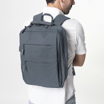 Man with dark blue laptop | Free Photo - rawpixel