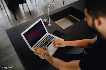Man working on a laptop | Free stock psd mockup - 488510