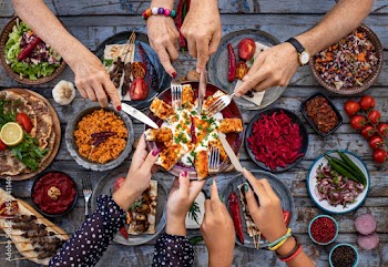 Many types of kebab on the table like beyti kebab