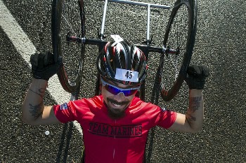 Marine Corps Team&rsquo;s Ronnie Jimenez | Free Photo - rawpixel