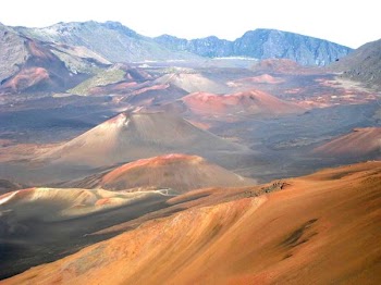 Maui volcano scene-2.jpg