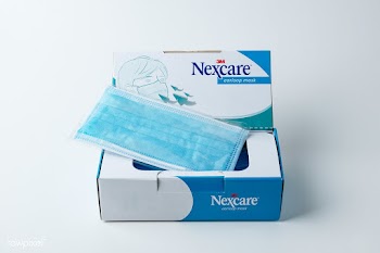 Medical face mask for coronavirus protection | Free  photo - 2293310