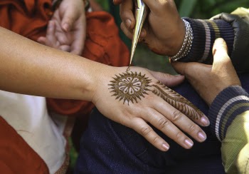 Mehndi Tattoo On Right Hand