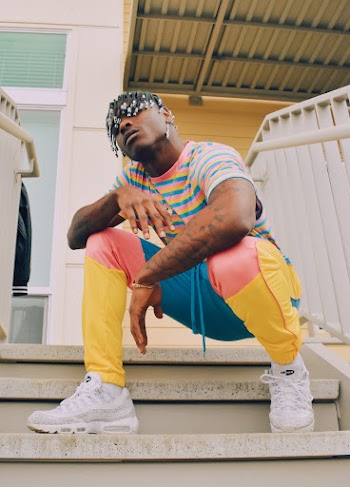 Men's Blue, Pink, and Yellow Pants
