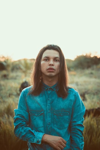 Men's Teal Top