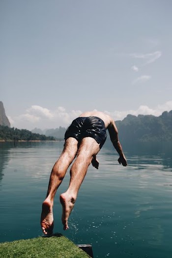 men's black shorts