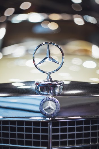Mercedes Benz Logo