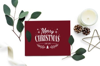 Merry christmas greeting card mockup Free Psd
