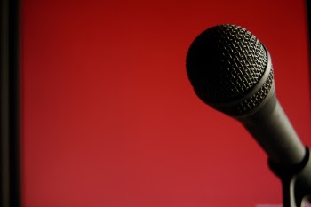 Mic-Red-1.jpg