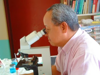 microbiologist.jpg