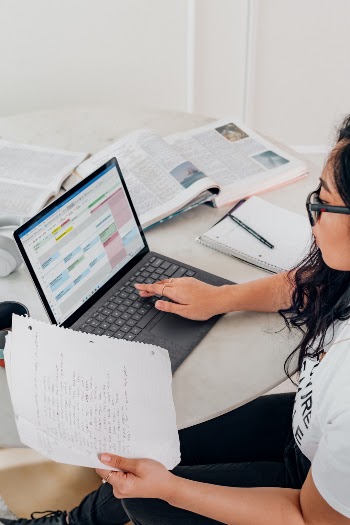 Microsoft Surface Laptop 3 in Platinum 

Shot by: Christiann Koepke 