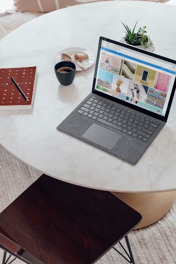 Microsoft Surface Laptop 3 in Platinum 

Shot by : Christiann Koepke 