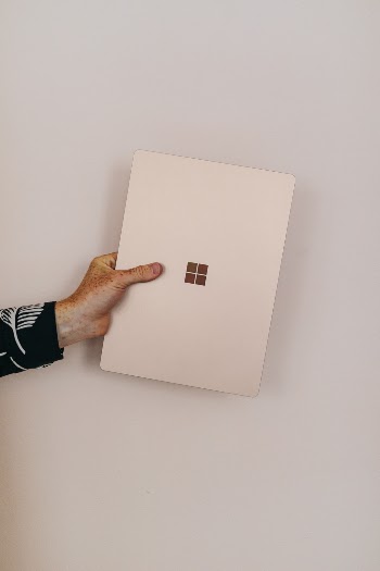 Microsoft Surface Laptop 3 in Sandstone 

Shot by: Nathan Dumlao 