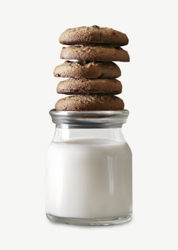 Milk and cookies collage element | Free PSD - rawpixel