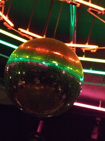 MirrorBall 2180.jpg