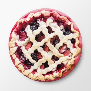 Mixed berry pie sticker, food | Free PSD - rawpixel
