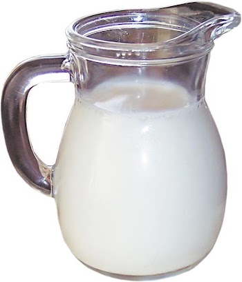Mleko w dzbanku.jpg