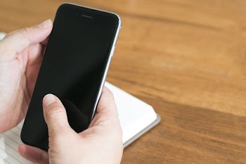 Mobile Phone Blank Screen