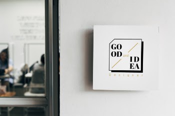 Mockup of wall sign boards Free Psd
