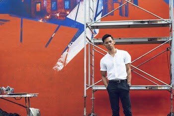 Model Poses By Scaffolding