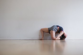 Modern Dance Pose By Wall