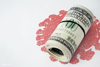 Money contaminated with coronavirus background | Free  photo - 2308762