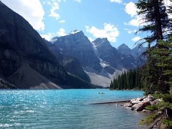 Moraine_Lake.jpg