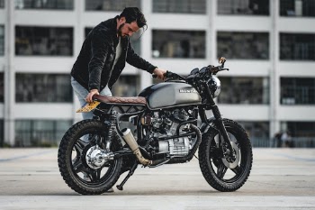 Motorcycle by @moto_rebuild_NL