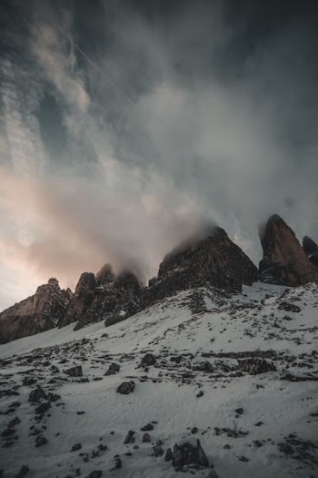 mountain covered with mist