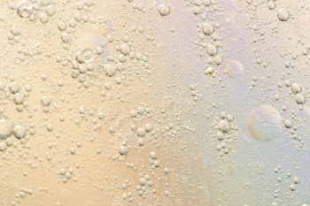 Movement of champagne bubbles Free Photo