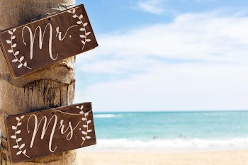 Mr And Mrs Signs