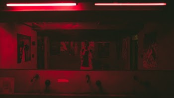 mr.lonely / Day 62 🏁/ 365 Photo Challenge

Instagram @weiding22