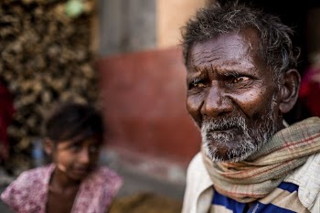 Musahar old man, Sauraha, Chitwan | Free Photo - rawpixel