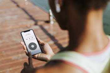 Music application on the phone Free Psd