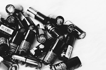 Nail polish in black and white