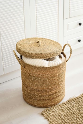Natural Woven Storage Basket with Lid