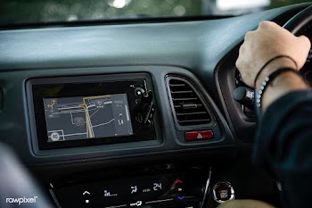 Navigation in a car | Free stock psd mockup - 560880