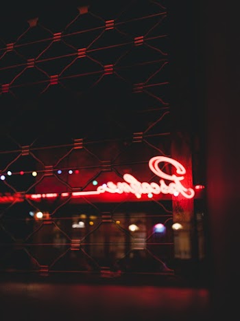 neonlight signage