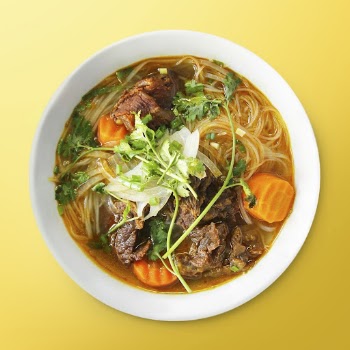 Noodle soup in a bowl, | Free PSD - rawpixel